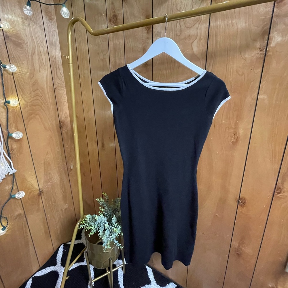 Black and white professional dress size small